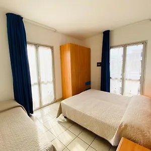 Augustus - Piazza Mazzini - Vicino Al Mare - Immobil Relax Апартаменты